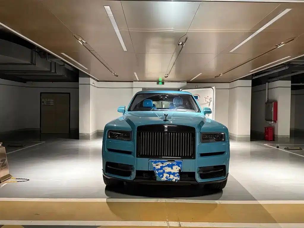 2018 Cullinan, four-seater version — миниатюра 2
