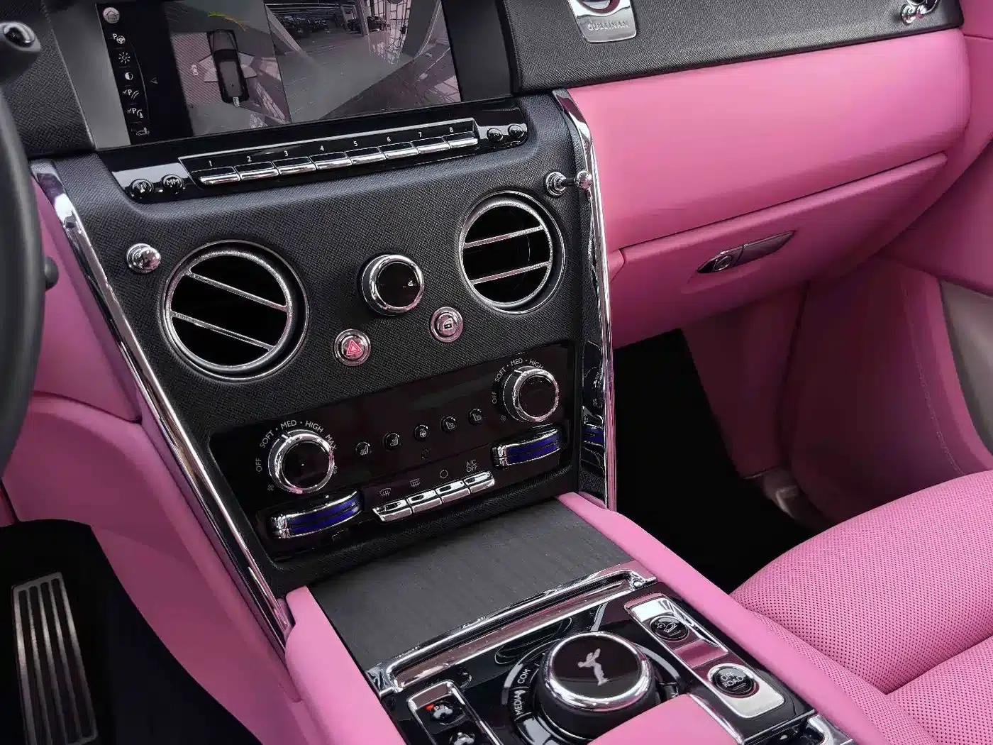2022 Cullinan 6.7T Four-Seat Version — миниатюра 22