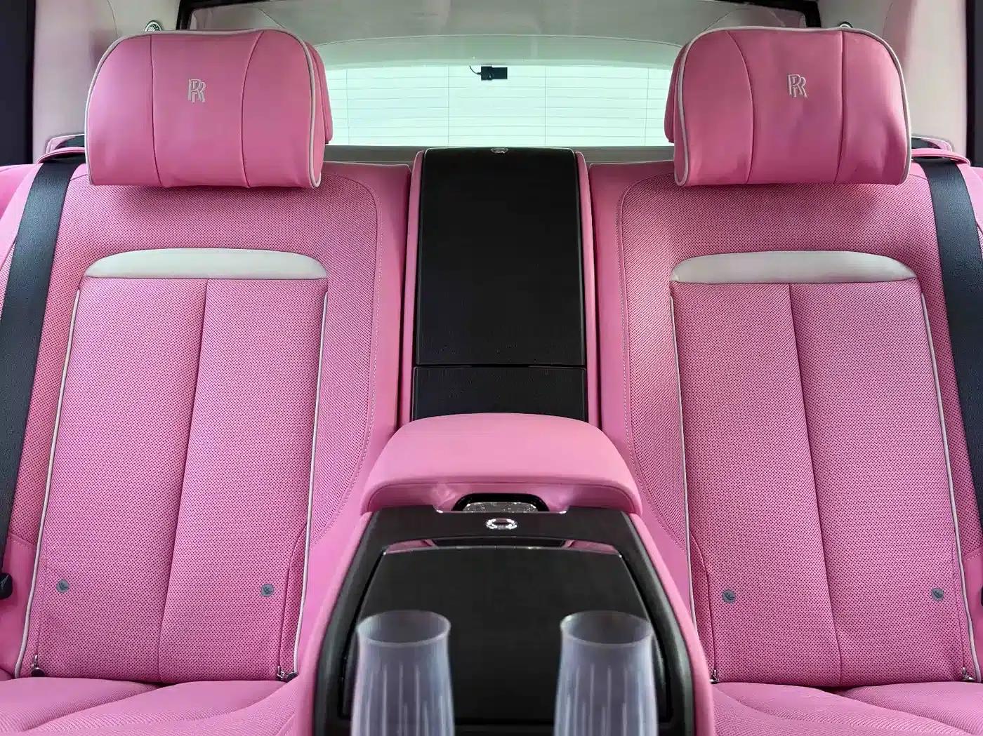 2022 Cullinan 6.7T Four-Seat Version — миниатюра 30