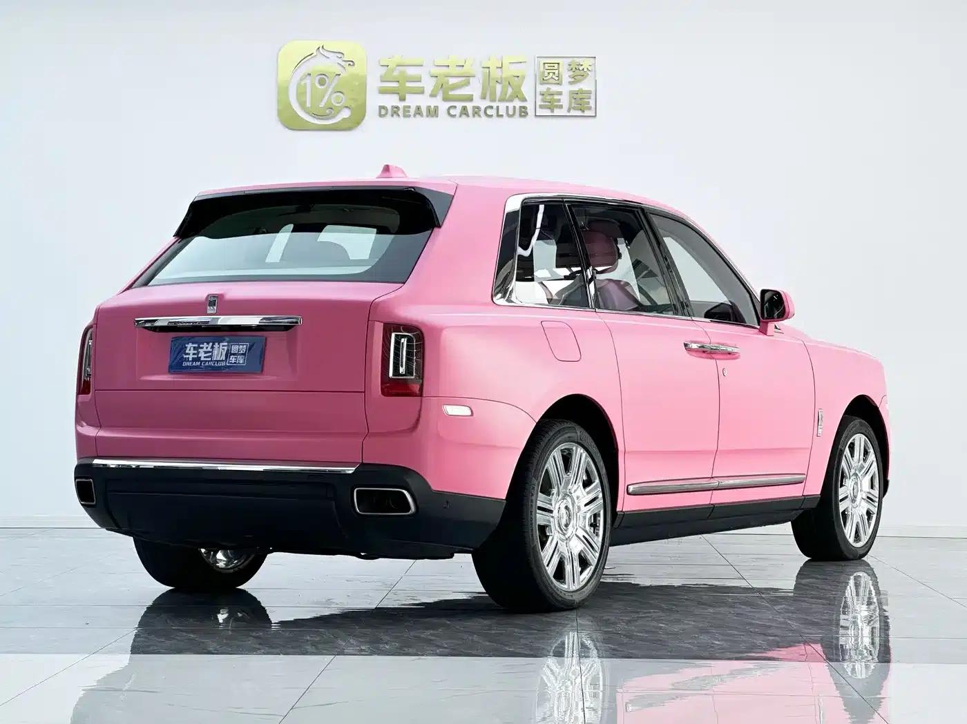 2022 Cullinan 6.7T Four-Seat Version — миниатюра 4