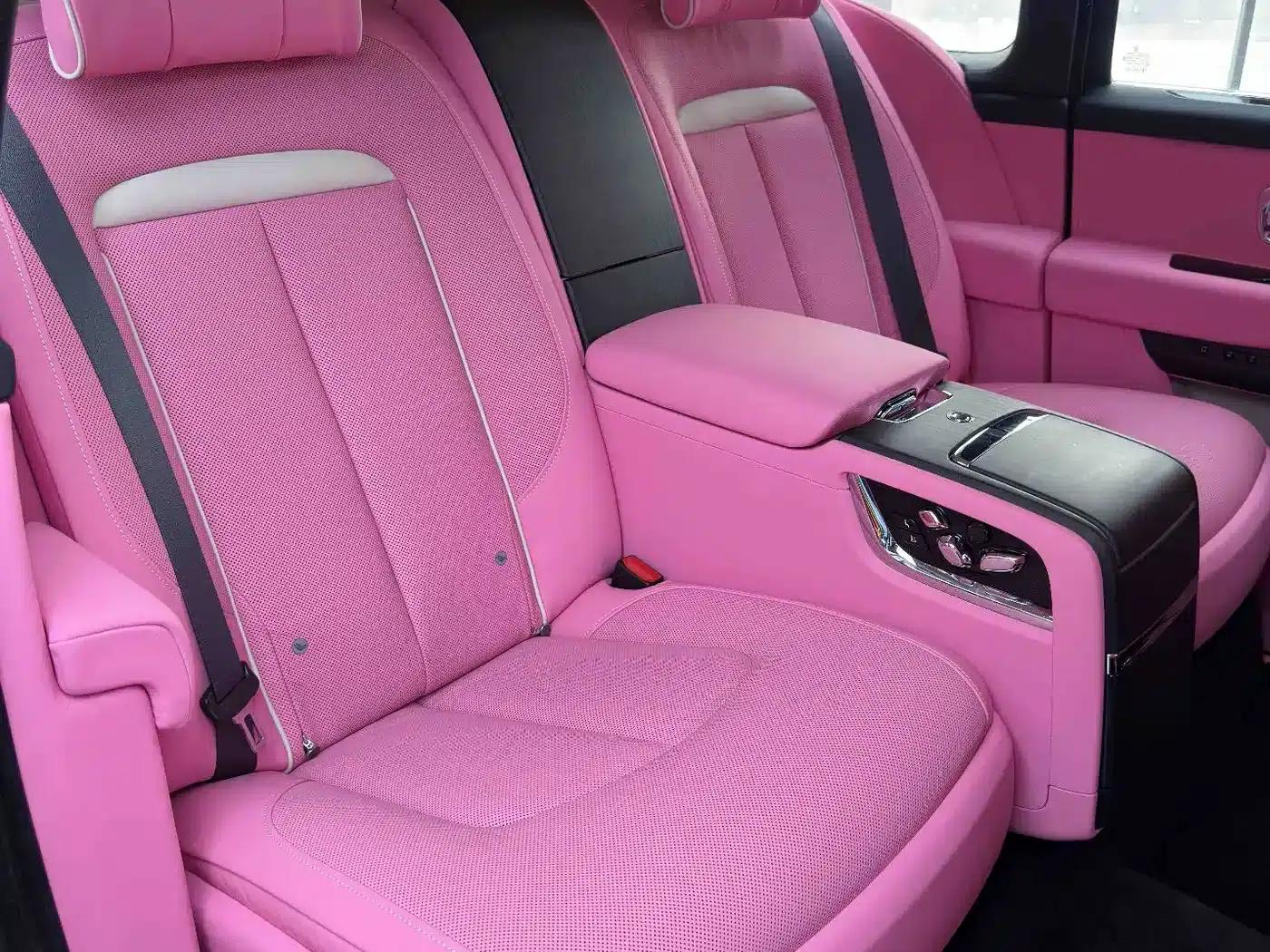 2022 Cullinan 6.7T Four-Seat Version — миниатюра 32