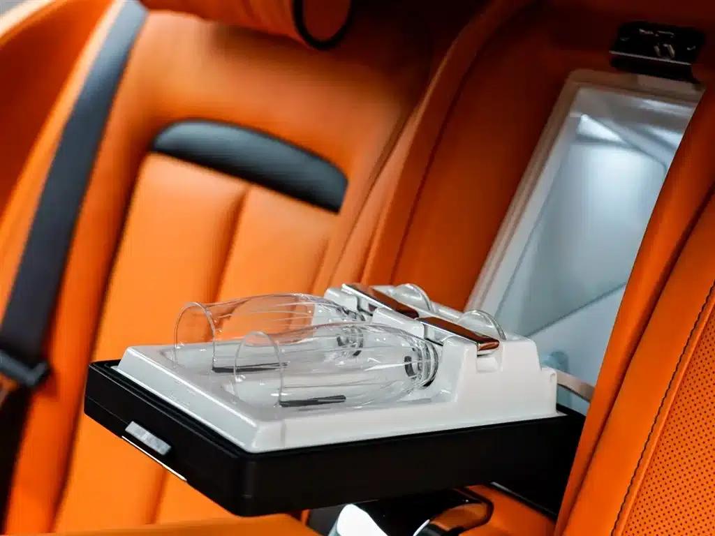 2024 Cullinan, four-seater version — миниатюра 13