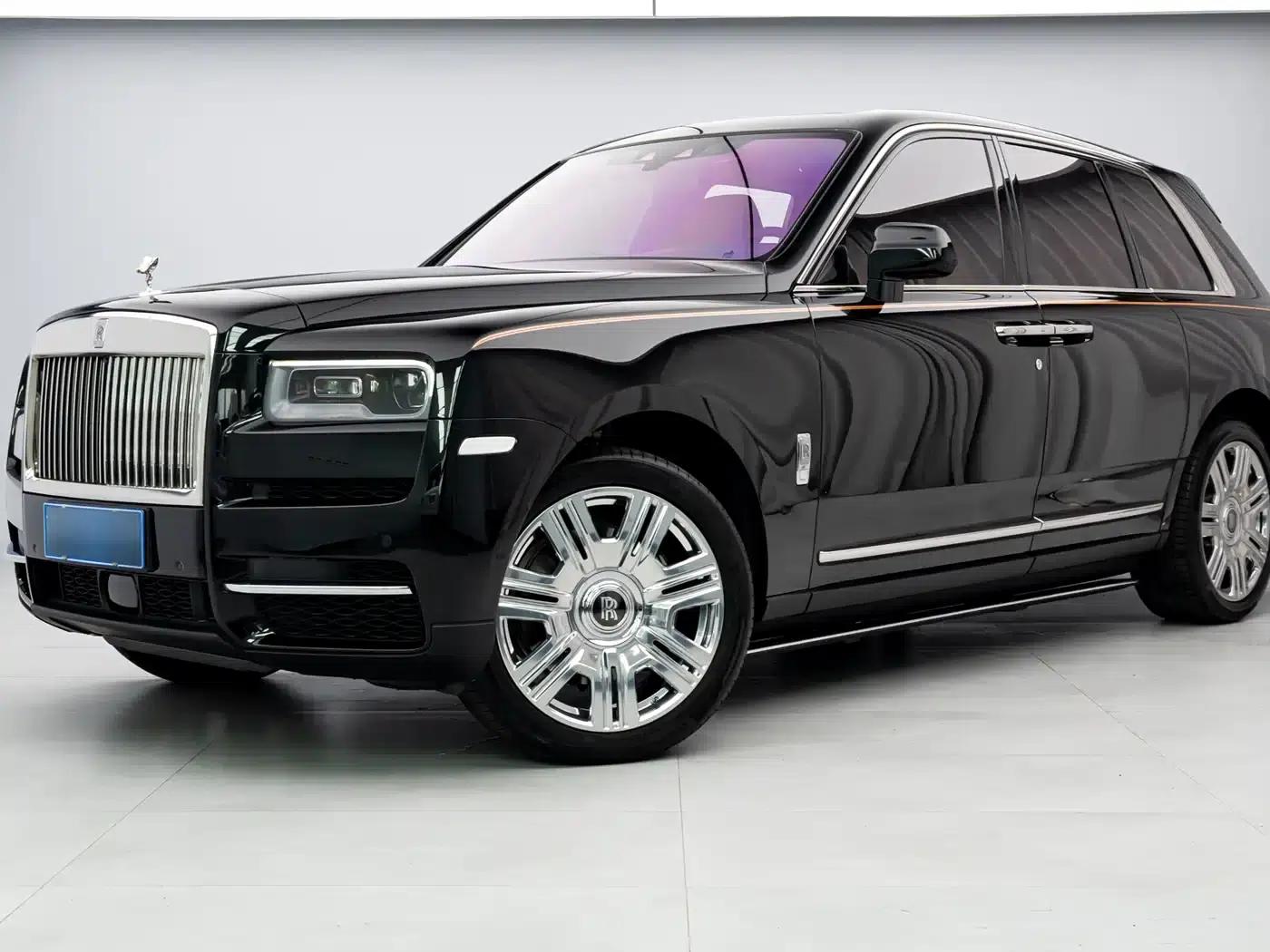 2024 Cullinan, four-seater version — миниатюра 1