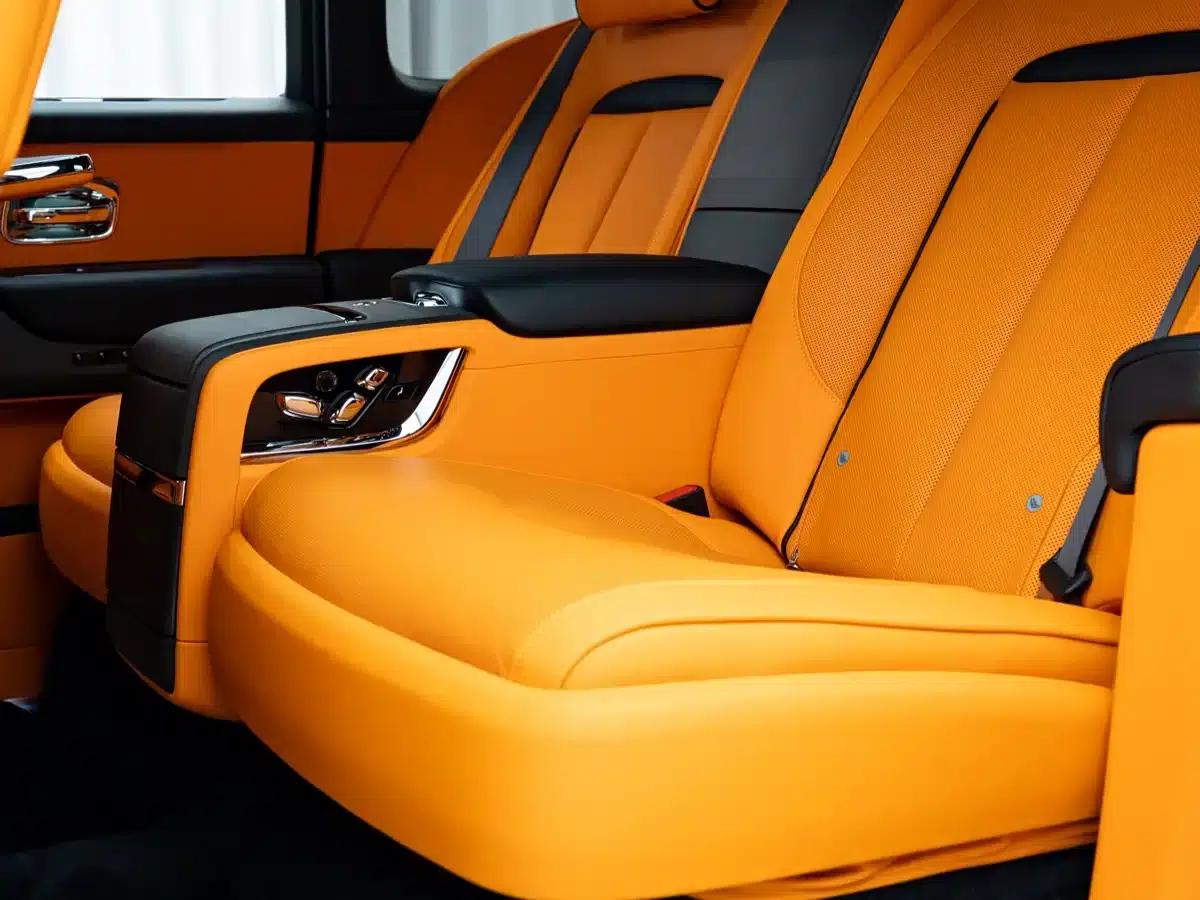 2024 Cullinan, four-seater version — миниатюра 12