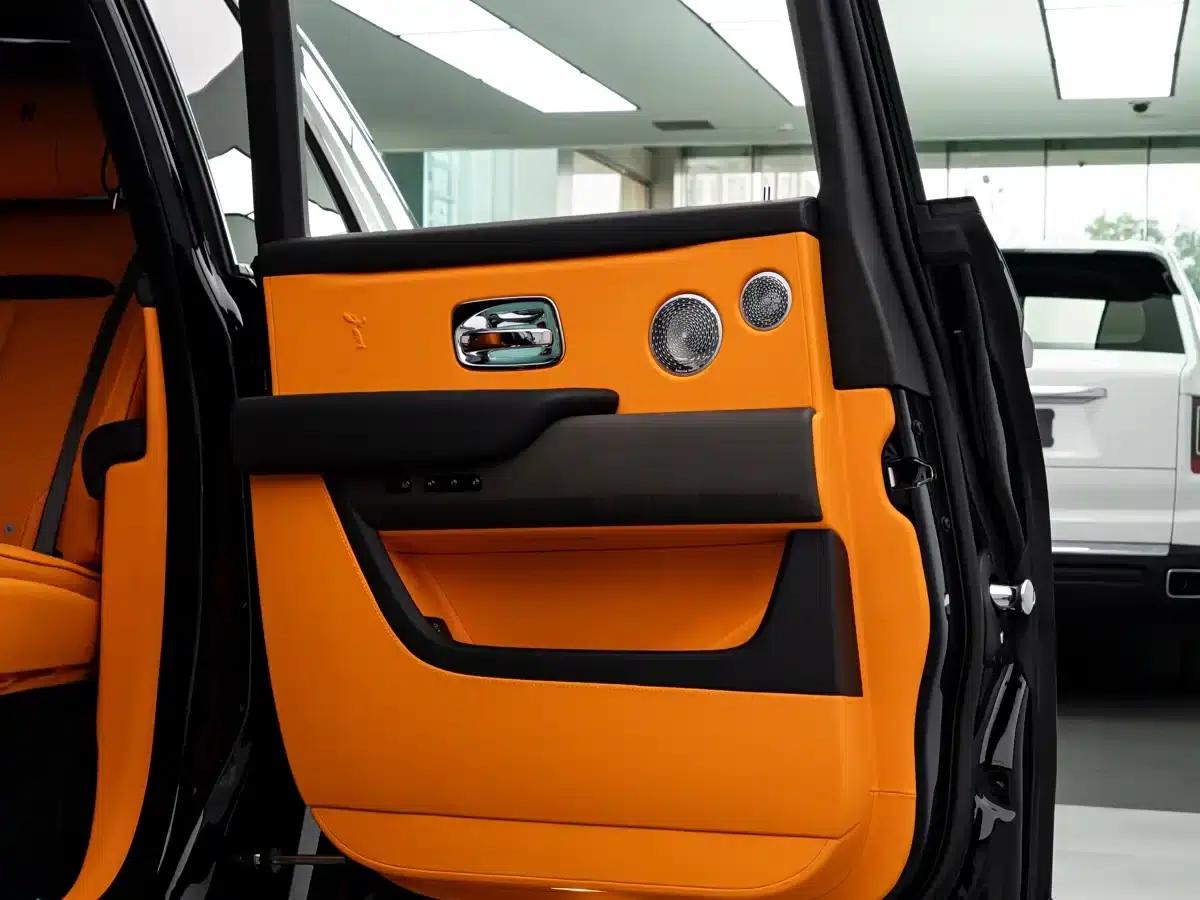 2024 Cullinan, four-seater version — миниатюра 13