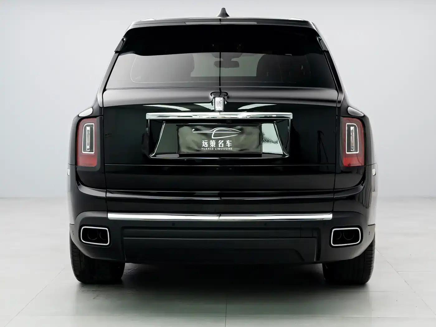 2024 Cullinan, four-seater version — миниатюра 15