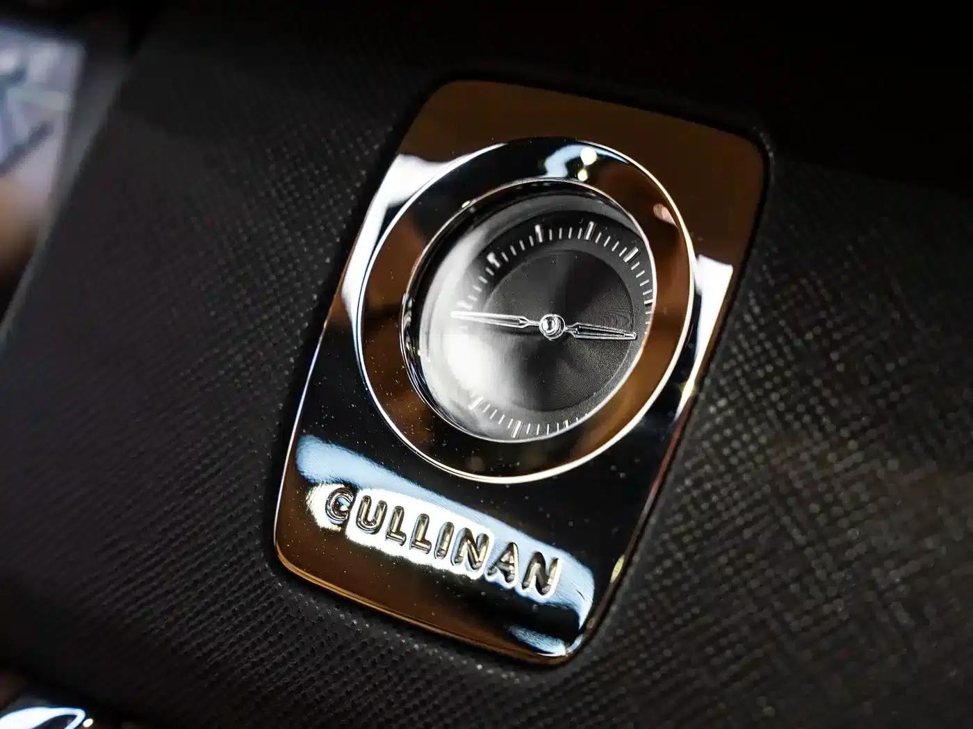 2018 Cullinan, four-seater version — миниатюра 20