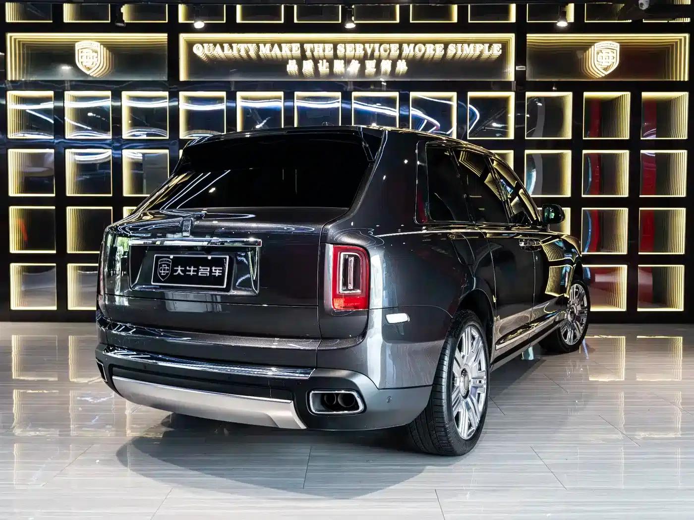 2018 Cullinan, four-seater version — миниатюра 6