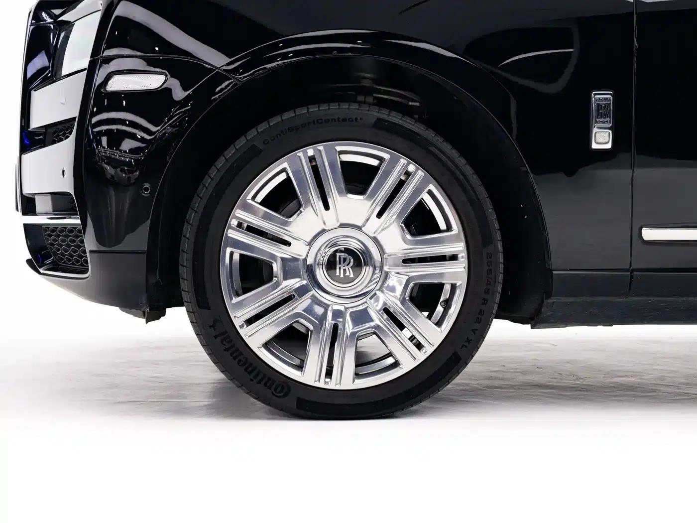 2018 Cullinan 5-seater — миниатюра 2