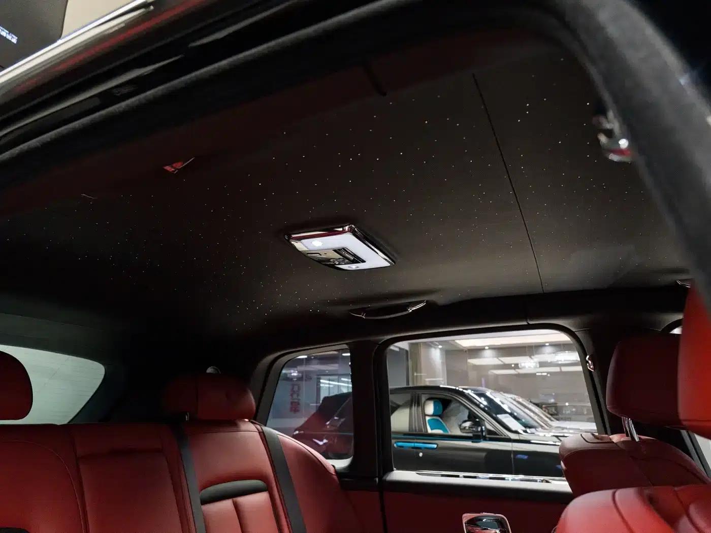 2018 Cullinan 5-seater — миниатюра 12