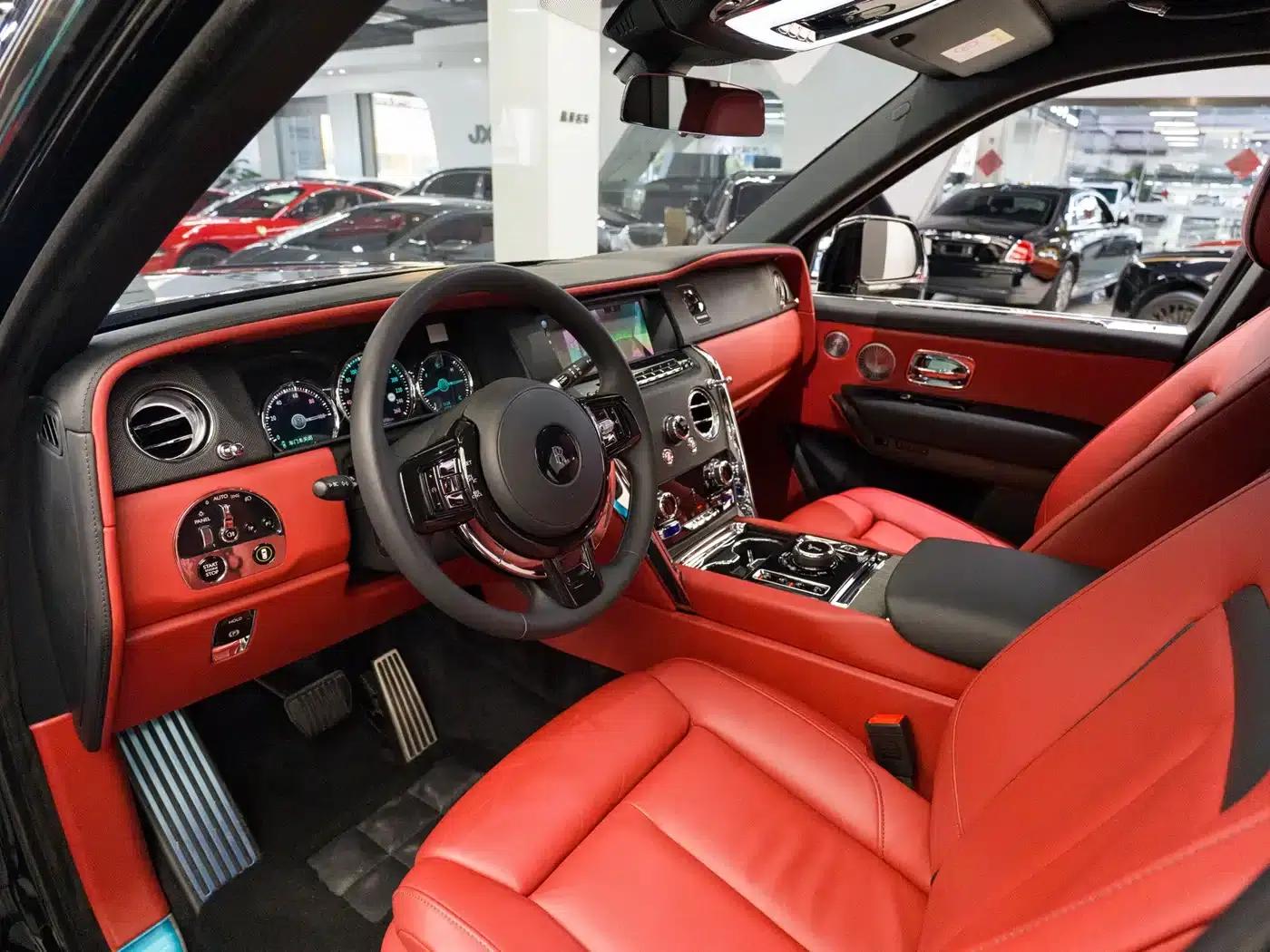 2018 Cullinan 5-seater — миниатюра 4