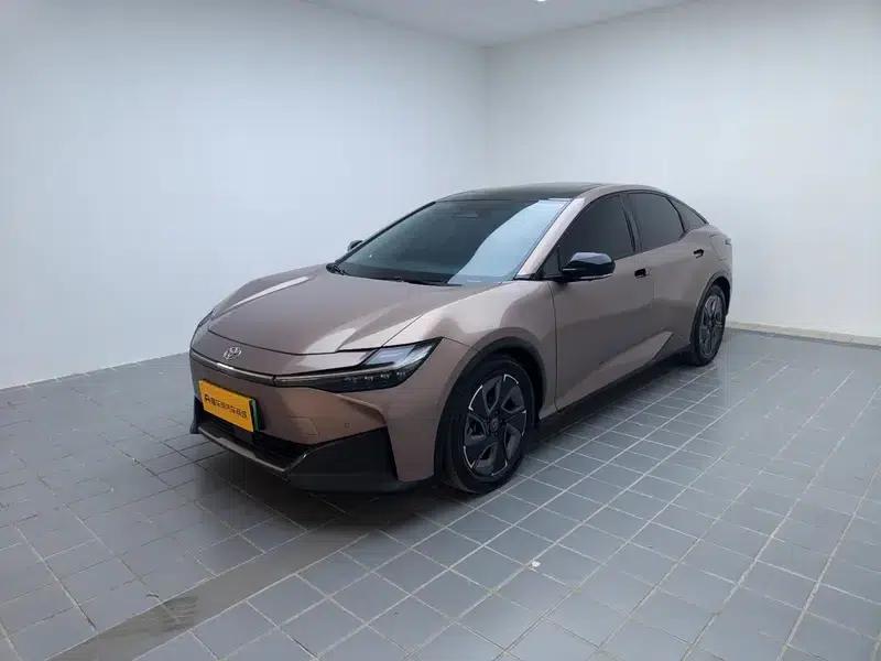 Toyota bZ3 2023 Long Range Premium — миниатюра 1