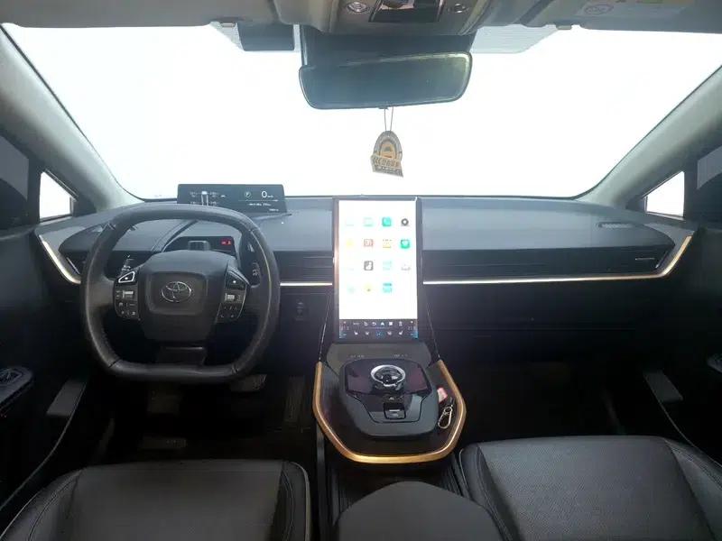 Toyota bZ3 2023 Long Range Premium — миниатюра 14