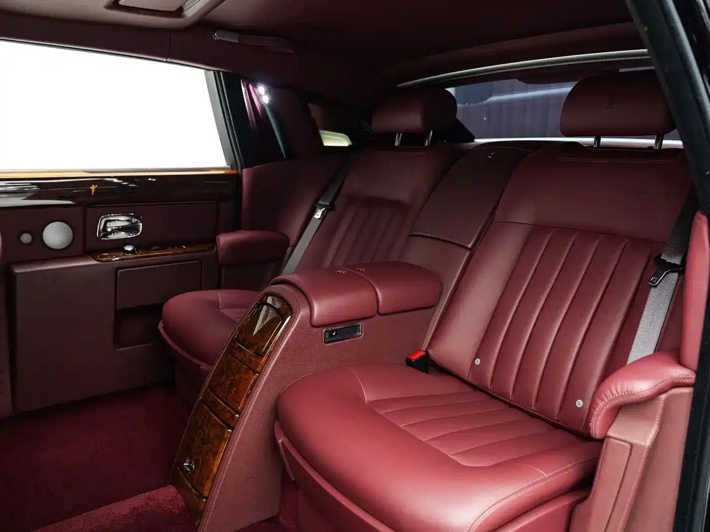 2011 Phantom 6.7L Extended Wheelbase — миниатюра 13