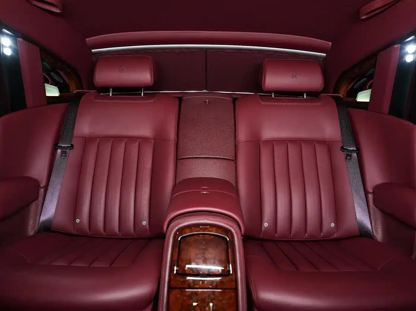 2011 Phantom 6.7L Extended Wheelbase — миниатюра 26
