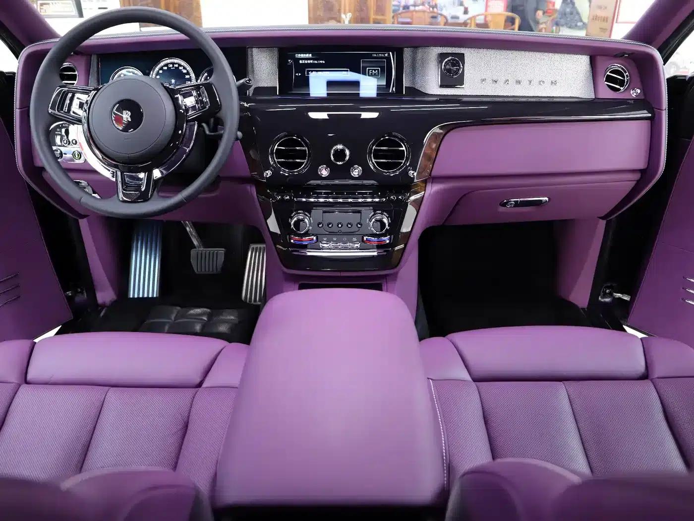 2018 Phantom 6.7T Long Wheelbase — миниатюра 15