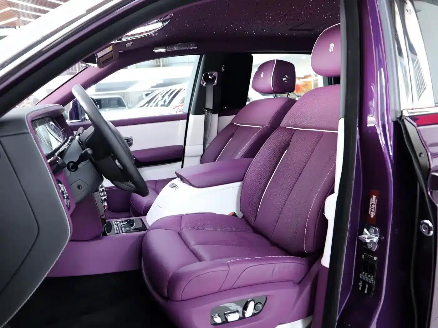2018 Phantom 6.7T Long Wheelbase — миниатюра 6