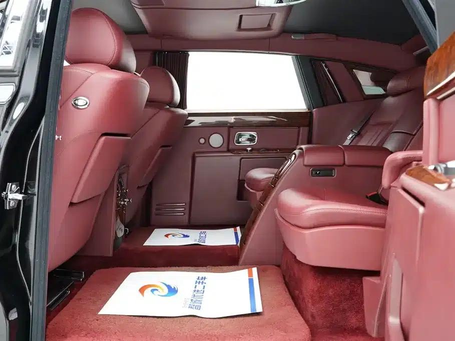 2013 Phantom 6.7L Extended Wheelbase (EWB) — миниатюра 12
