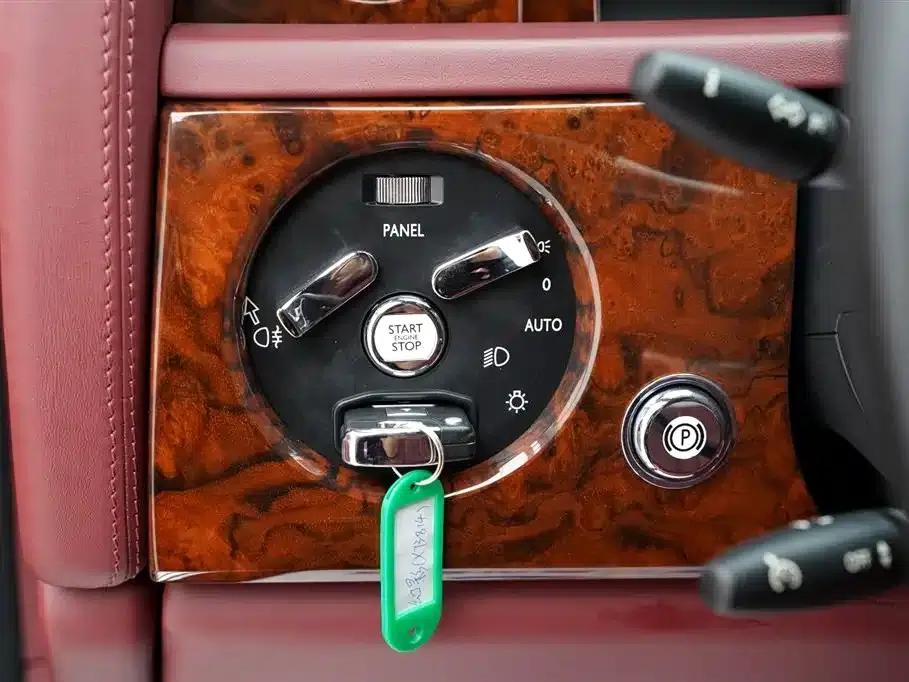 2013 Phantom 6.7L Extended Wheelbase (EWB) — миниатюра 17