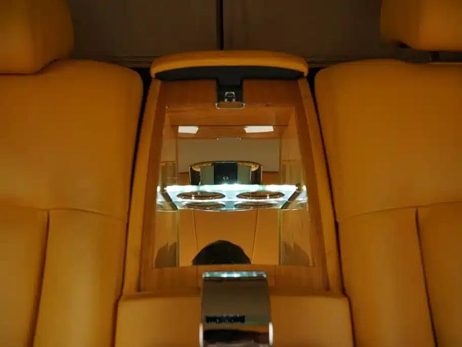2013 Phantom 6.7L Extended Wheelbase (EWB) — миниатюра 31