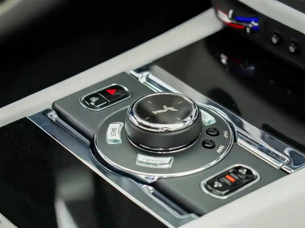 2018 Phantom 6.6T Standard Edition — миниатюра 17