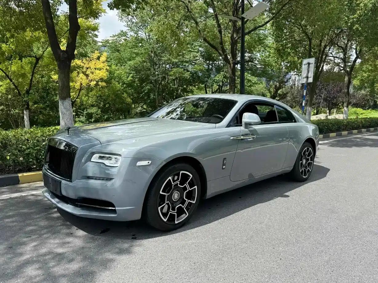 2018 Phantom 6.6T Black Badge — миниатюра 1