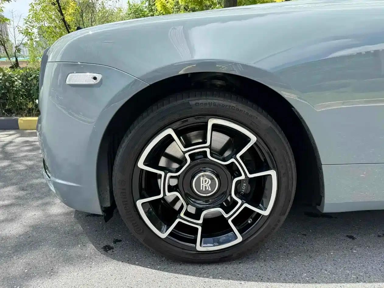 2018 Phantom 6.6T Black Badge — миниатюра 4