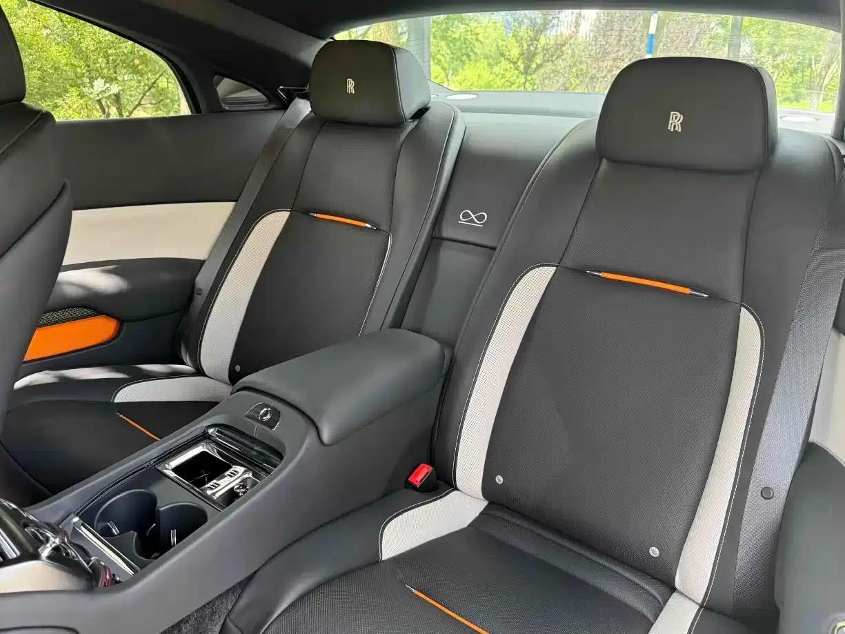 2018 Phantom 6.6T Black Badge — миниатюра 8