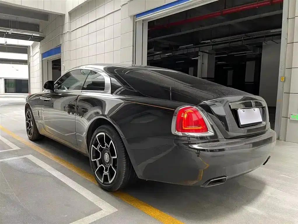 2018 Phantom 6.6T Black Badge — миниатюра 4