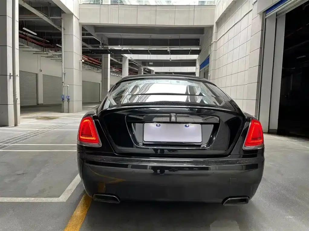 2018 Phantom 6.6T Black Badge — миниатюра 6