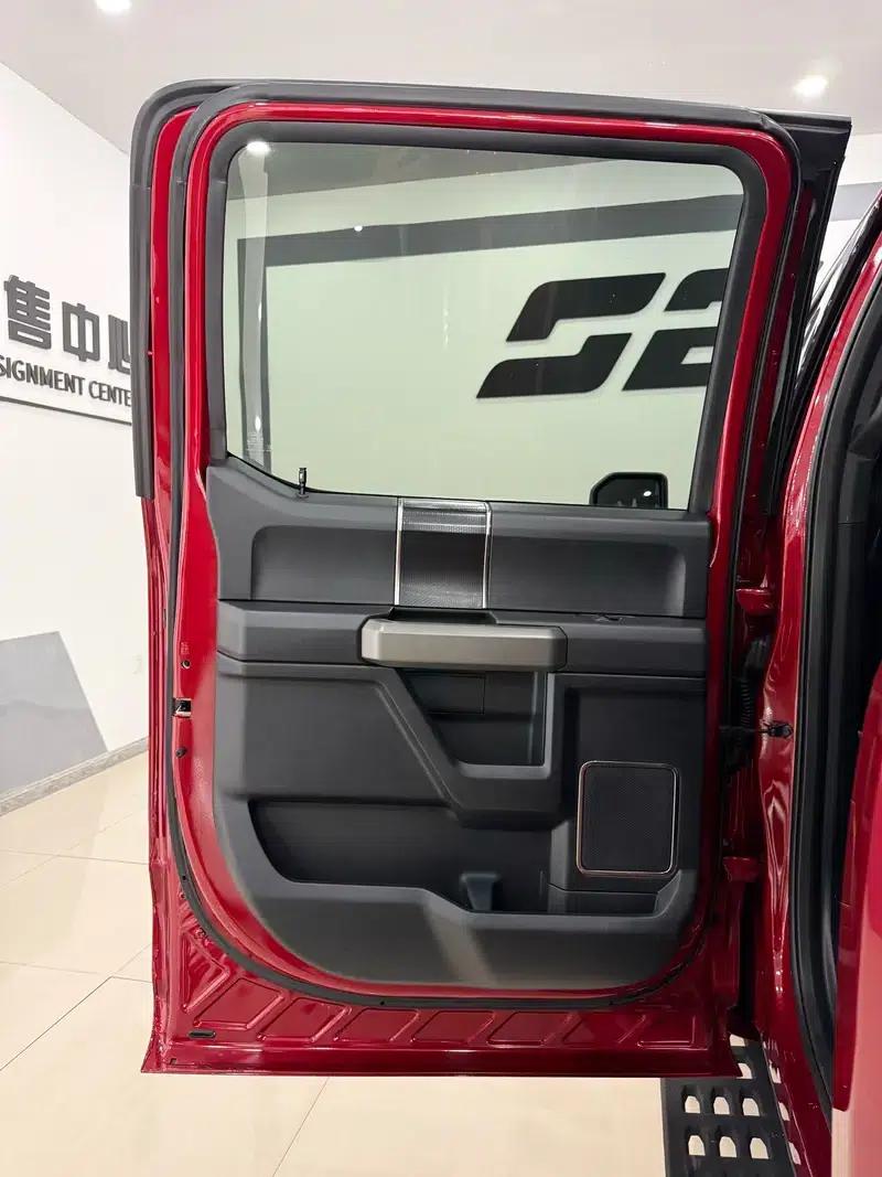 2018 Ford F-150 Raptor 3.5T Performance Edition — миниатюра 30