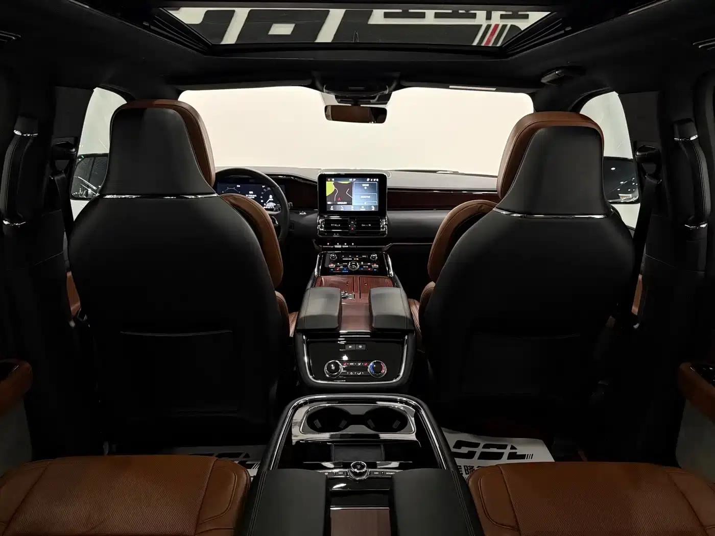 Navigator 2020 3.5T Premium Edition — миниатюра 25