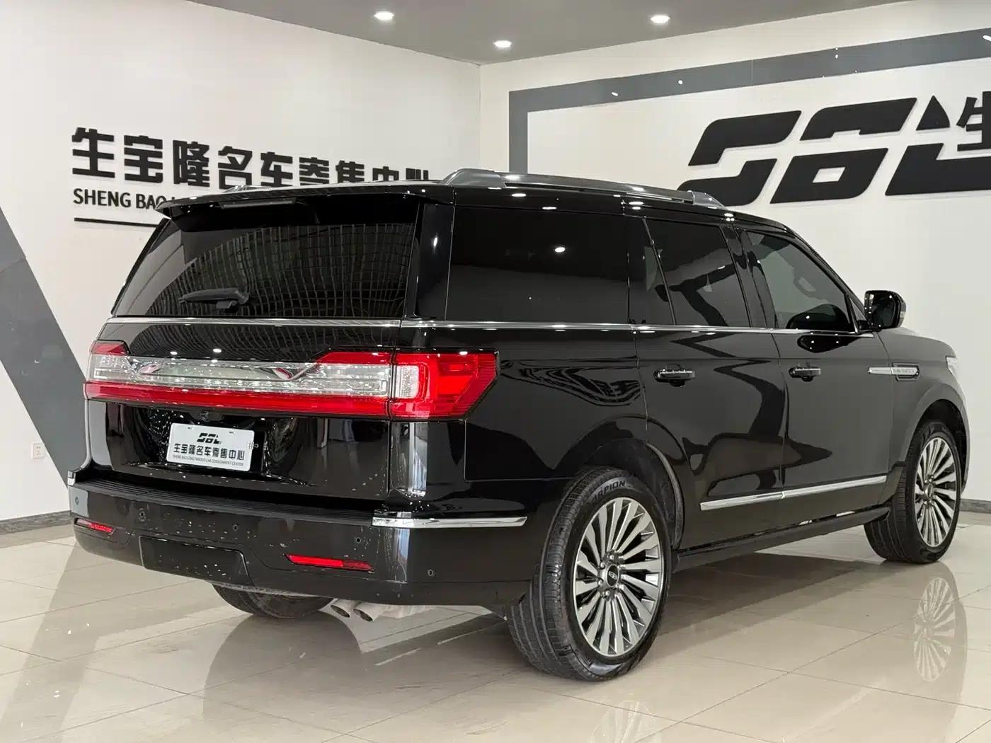 Navigator 2020 3.5T Premium Edition — миниатюра 4