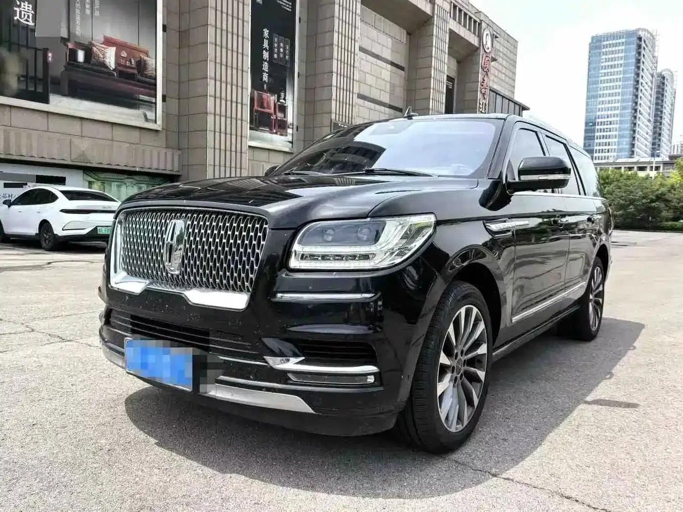 Navigator 2018 3.5T Premium Edition (National V Emission Standard) — миниатюра 1