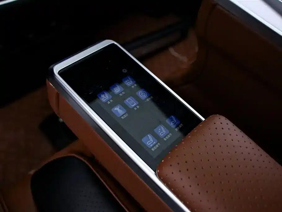 Navigator 2020 3.5T Premium Edition — миниатюра 15