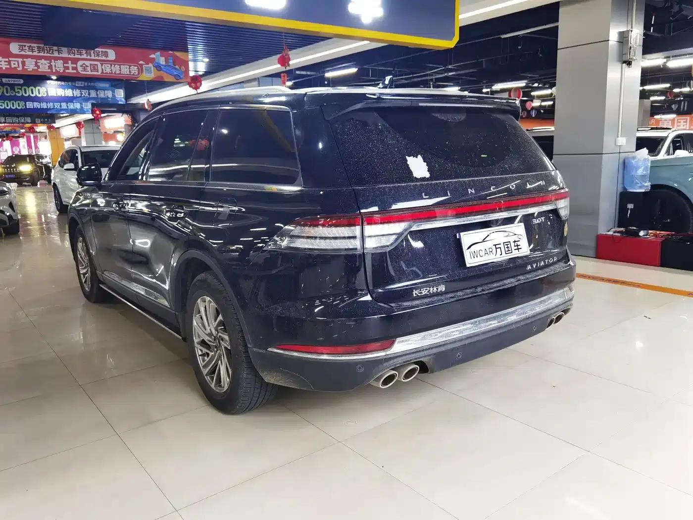2021 Aviator 3.0T V6 AWD Premium Edition — миниатюра 4
