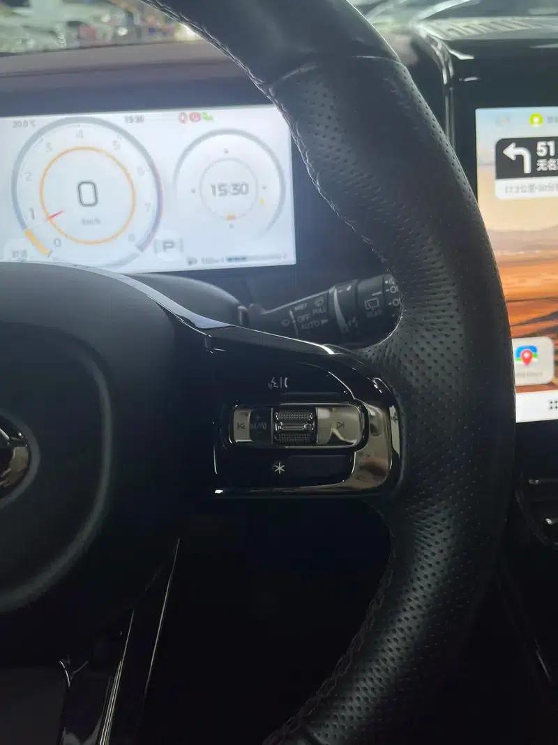 Trumpchi M8 2024 Master Series 2.0TGDI Pioneer Edition — миниатюра 15