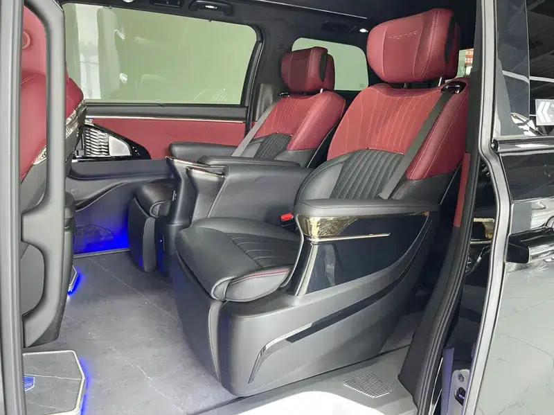 Trumpchi M8 2024 Master Series 2.0TGDI Pioneer Edition — миниатюра 36