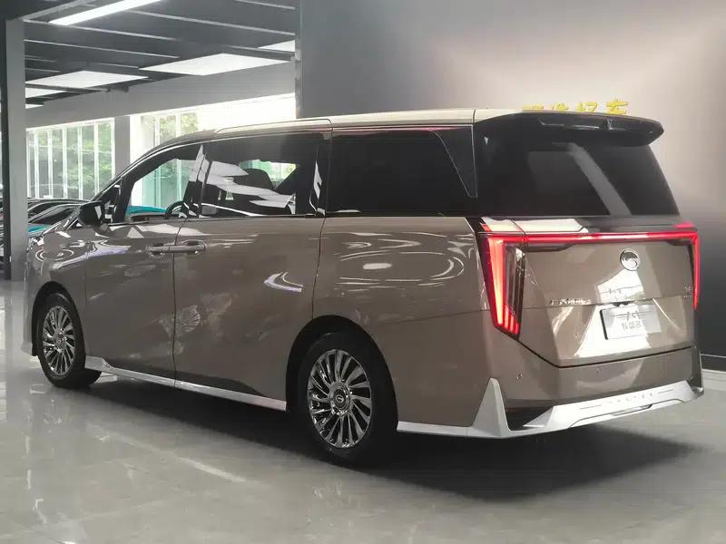 Trumpchi M8 2023 Master Series 2.0TM Hybrid Supreme Edition — миниатюра 4