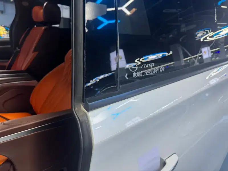 Trumpchi M8 2021 Facelift, Elite Series 390T Luxury Edition — миниатюра 7