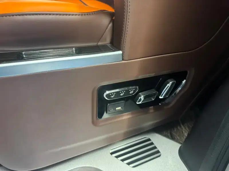 Trumpchi M8 2021 Facelift, Elite Series 390T Luxury Edition — миниатюра 9