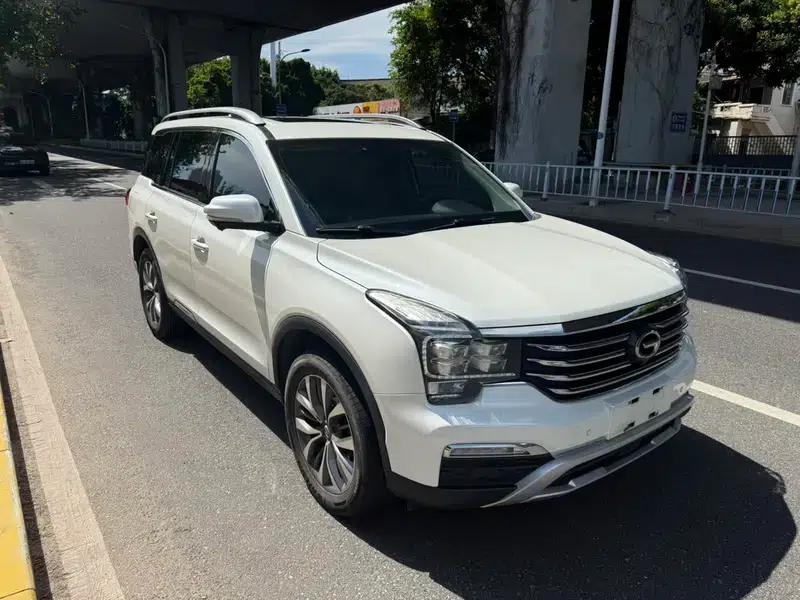 Trumpchi GS8 2017 320T 2WD Luxury Intelligent Connected Edition 7-Seater — миниатюра 3