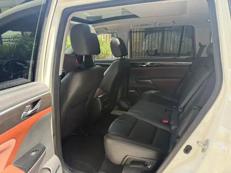 Trumpchi GS8 2017 320T 2WD Luxury Intelligent Connected Edition 7-Seater — миниатюра 10