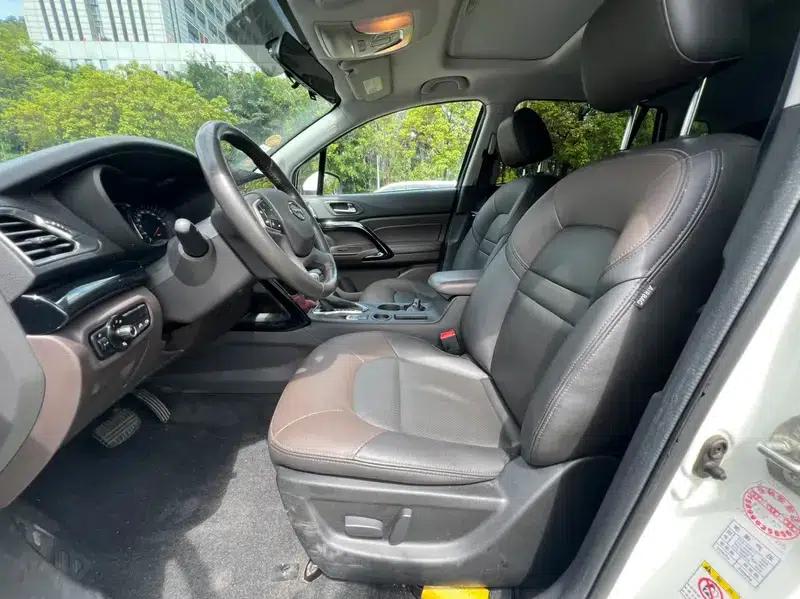 Trumpchi GS4 2017 235T Automatic 2WD Luxury Intelligent Edition — миниатюра 10