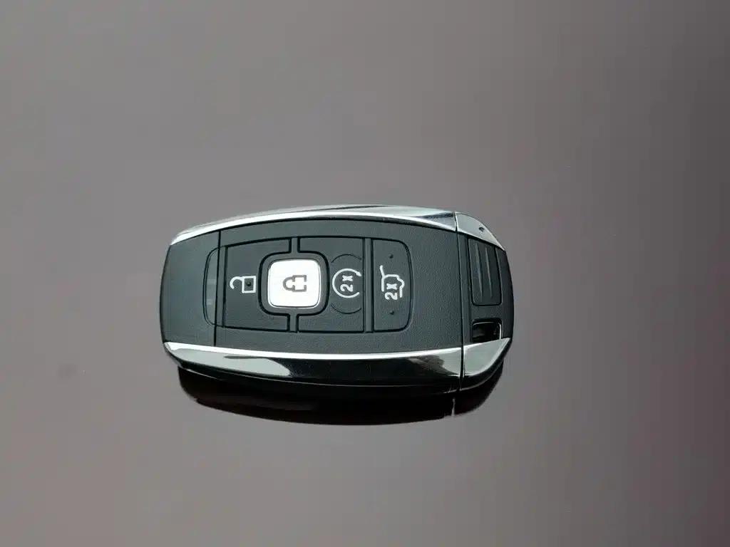 Lincoln MKC 2019 2.0T Two-Wheel Drive Premium Edition (China VI Emission Standard) — миниатюра 19
