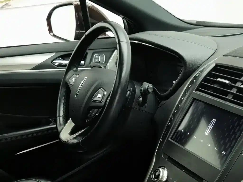 Lincoln MKC 2019 2.0T Two-Wheel Drive Premium Edition (China VI Emission Standard) — миниатюра 22
