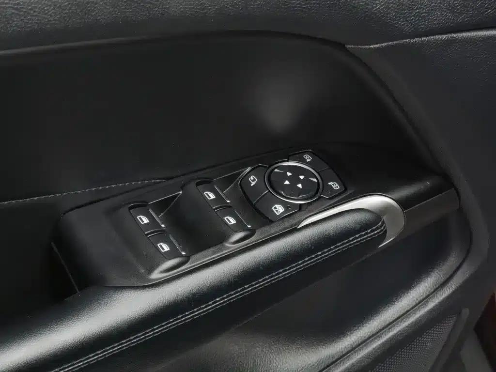 Lincoln MKC 2019 2.0T Two-Wheel Drive Premium Edition (China VI Emission Standard) — миниатюра 9