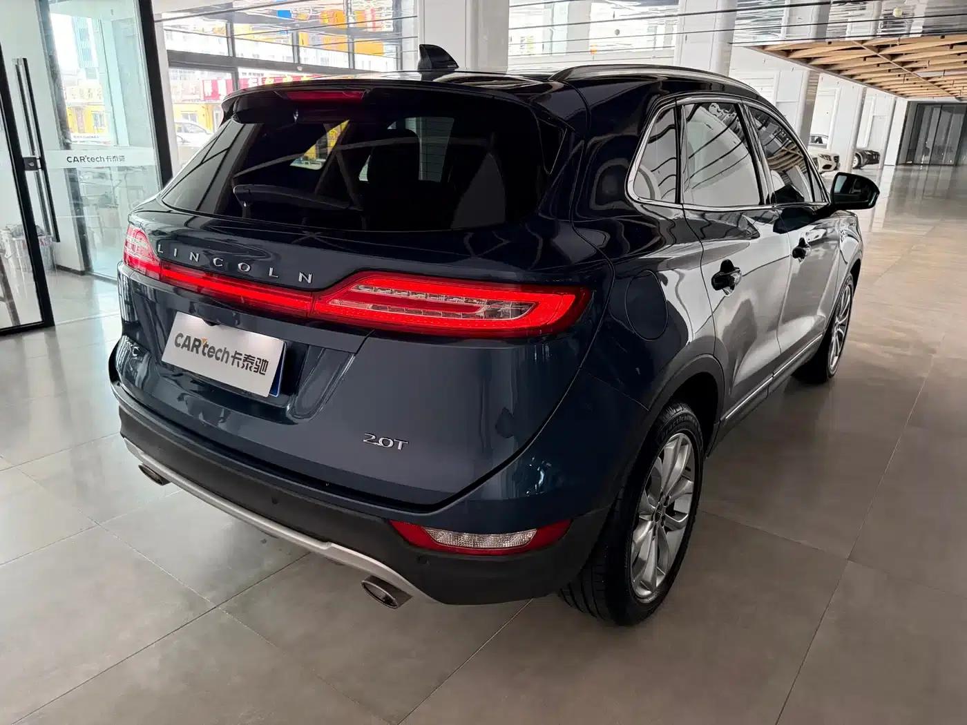 Lincoln MKC 2017 2.0T 2WD Premium Edition — миниатюра 19