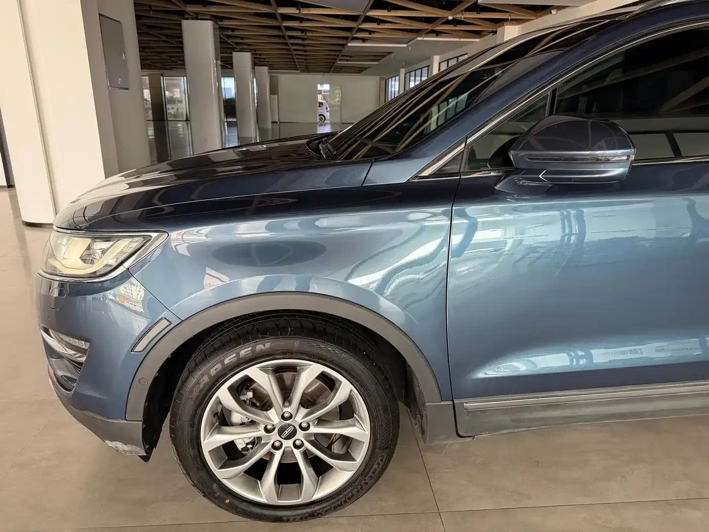 Lincoln MKC 2017 2.0T 2WD Premium Edition — миниатюра 21