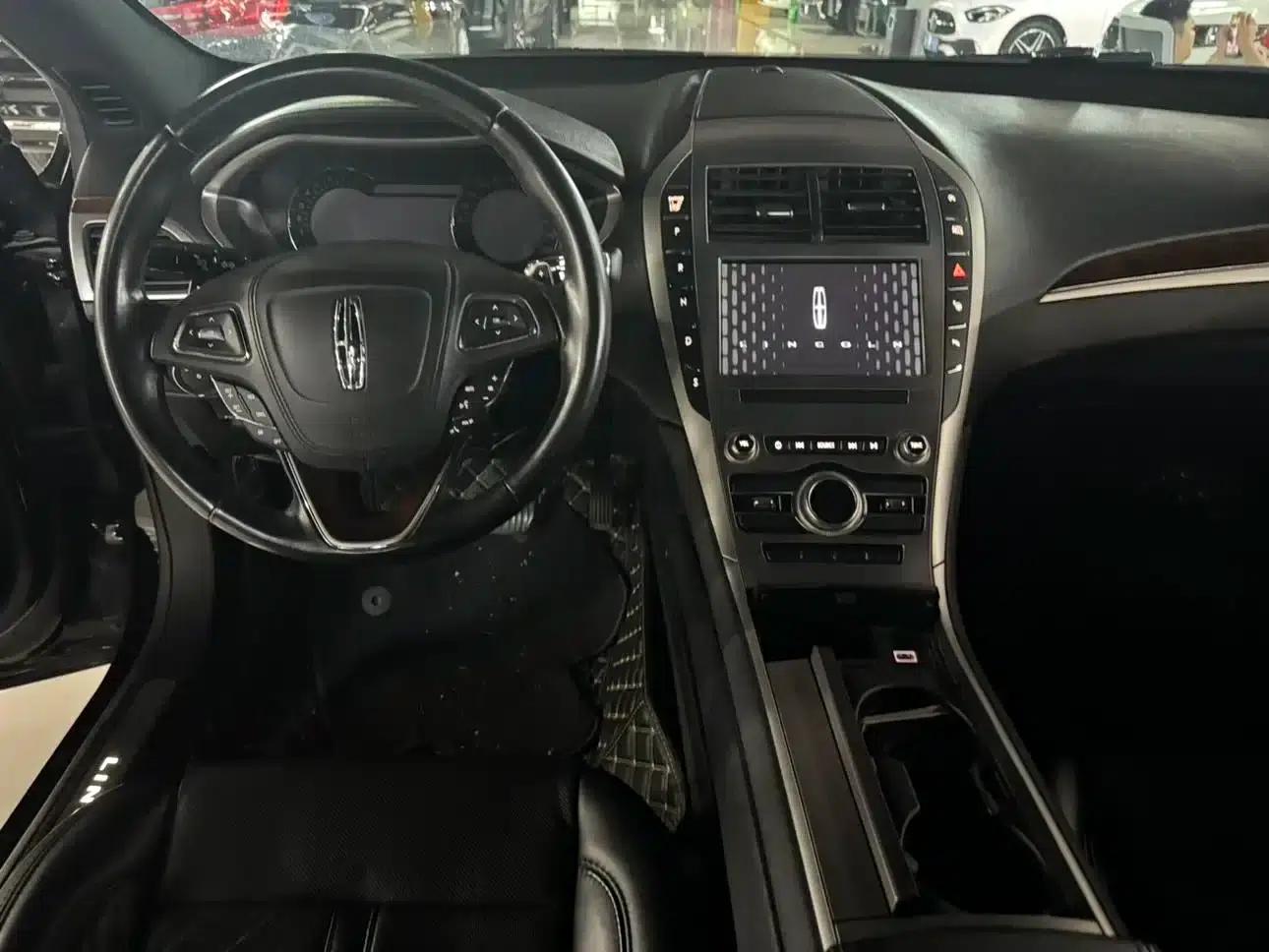 Lincoln MKZ 2019 2.0T Premium Edition (National V Emission Standard) — миниатюра 5